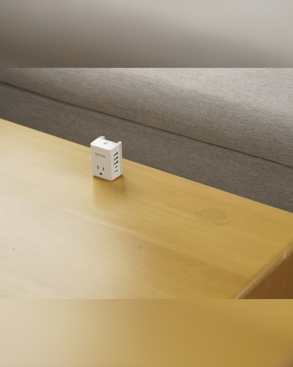 Epicka X232 Interchangeable Travel Adapter